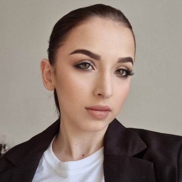 Анна Гузеева